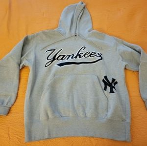 Yankees Sweatshirt